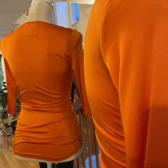 Versace - Picture 5 of 7